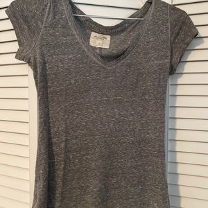 Abercrombie and Fitch gray vneck
